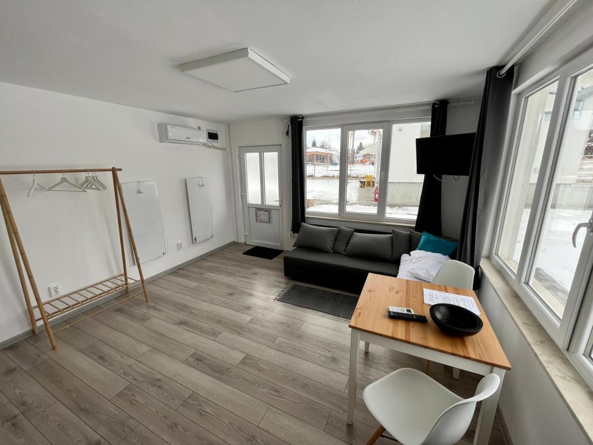 Pixel Guesthouse Tîrgu Secuiesc Extérieur photo